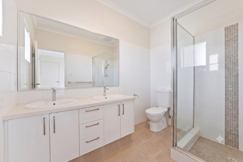 Photo - 4/2 Louvre Way, Baldivis WA 6171 - Image 11