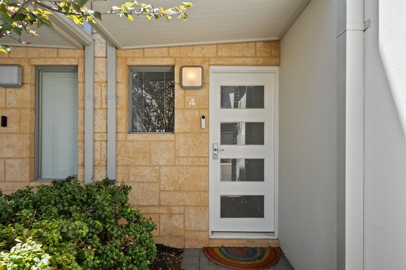 Photo - 4/2 Louvre Way, Baldivis WA 6171 - Image 17