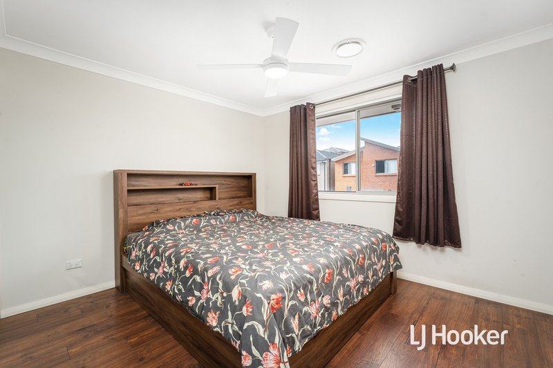 Photo - 42 Ludhiana Glade, Schofields NSW 2762 - Image 6