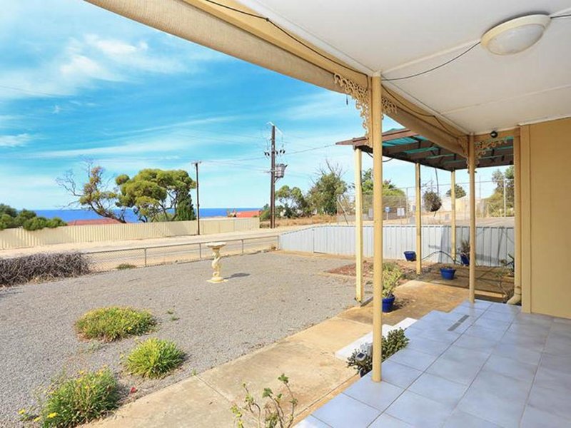 Photo - 42 Main Coast Road, Pine Point SA 5571 - Image 3