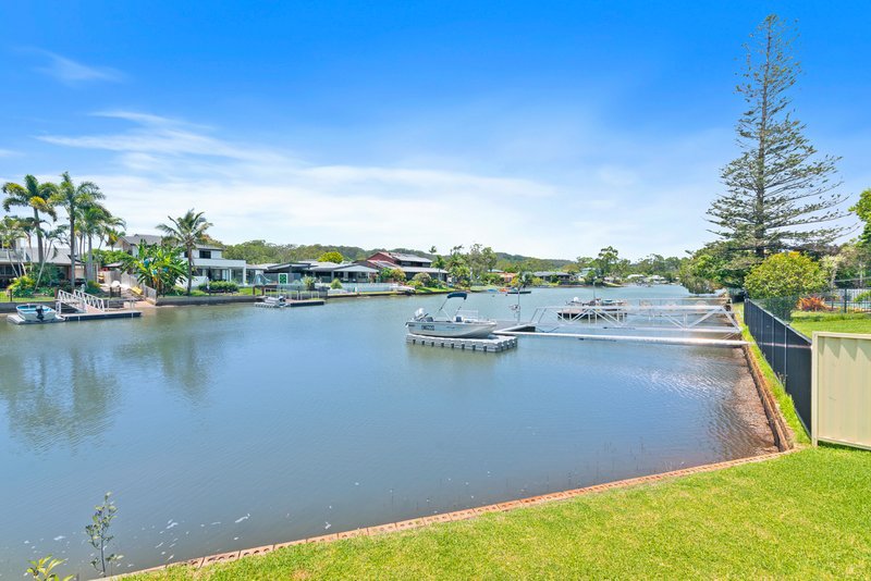 Photo - 42 Mainsail Street, Currumbin Waters QLD 4223 - Image 2