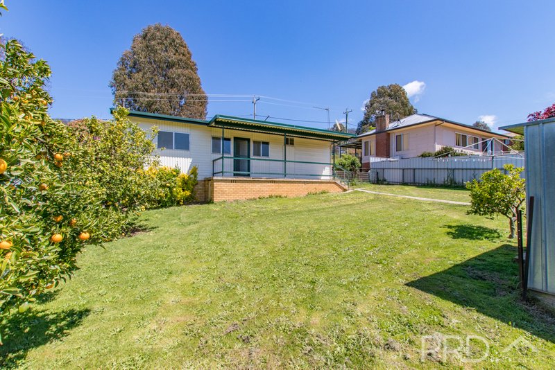 Photo - 42 Mayday Road, Batlow NSW 2730 - Image 2