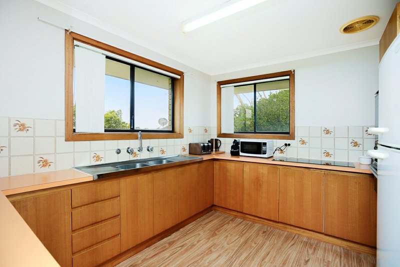 Photo - 42 Mcdonald Street, Hayborough SA 5211 - Image 5