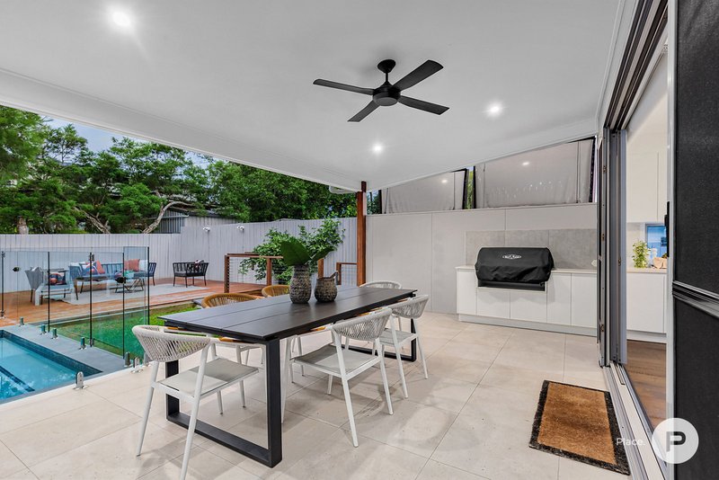 Photo - 42 Melbourne Avenue, Camp Hill QLD 4152 - Image 6