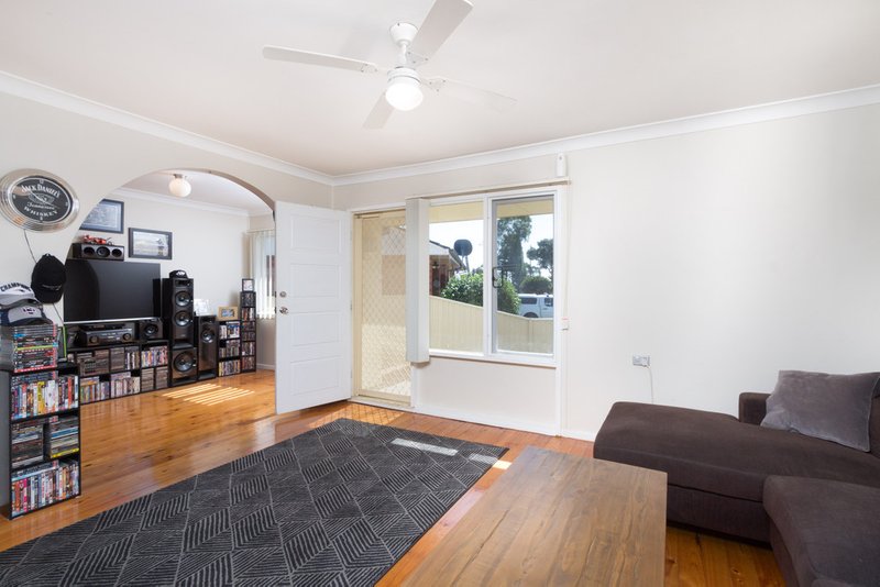 Photo - 42 Mendelssohn Avenue, Emerton NSW 2770 - Image 3