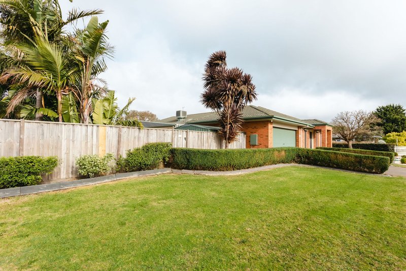 Photo - 42 Michelle Drive, Hastings VIC 3915 - Image 4