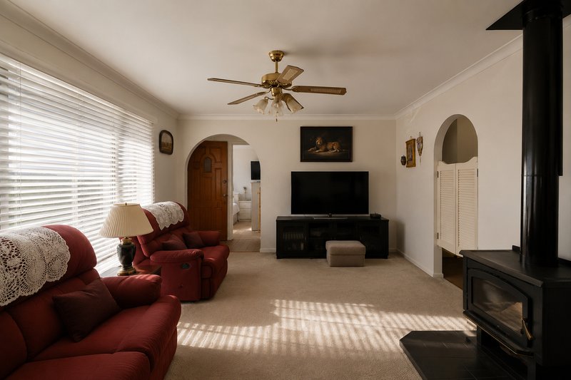 Photo - 42 Middleton Crescent, Bidwill NSW 2770 - Image 3