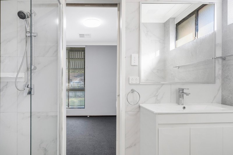 Photo - 42 Moira Avenue, Forrestfield WA 6058 - Image 10