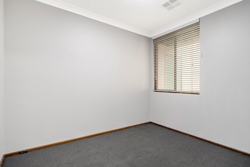 Photo - 42 Moira Avenue, Forrestfield WA 6058 - Image 17