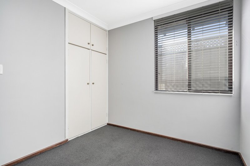 Photo - 42 Moira Avenue, Forrestfield WA 6058 - Image 19