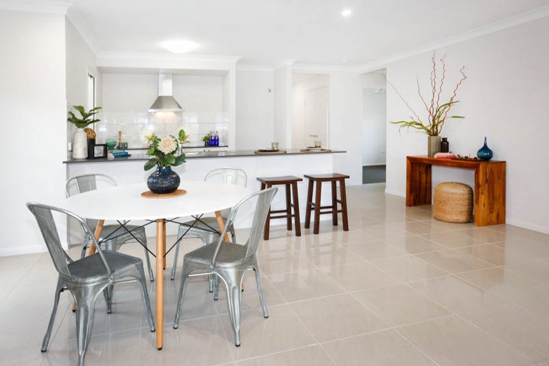 Photo - 42 Monolith Circuit, Cosgrove QLD 4818 - Image 6