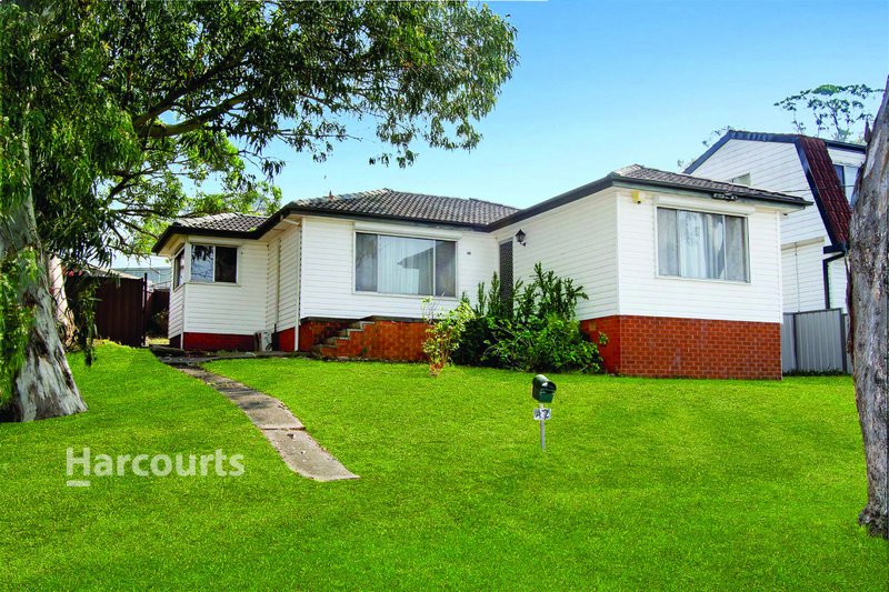 42 Morse Avenue, Kanahooka NSW 2530