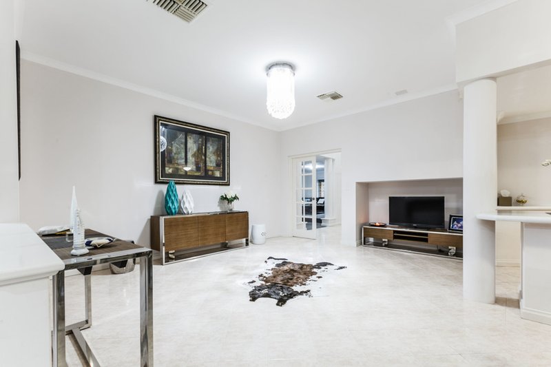 Photo - 42 Motril Avenue, Coogee WA 6166 - Image 10