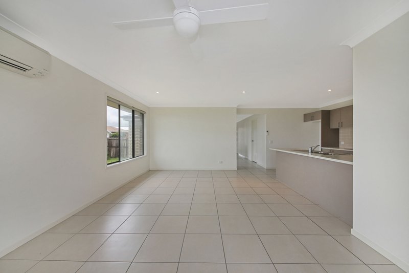 Photo - 42 Mount Mee , Park Ridge QLD 4125 - Image 3