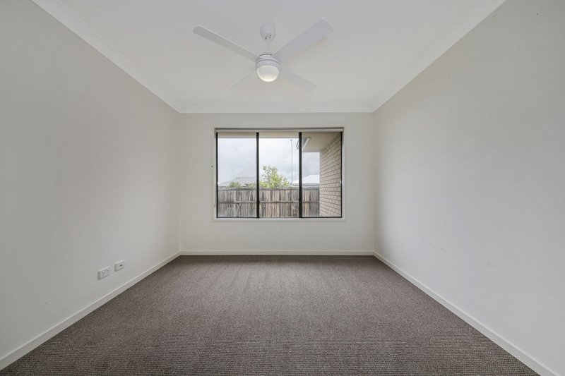 Photo - 42 Mount Mee , Park Ridge QLD 4125 - Image 5