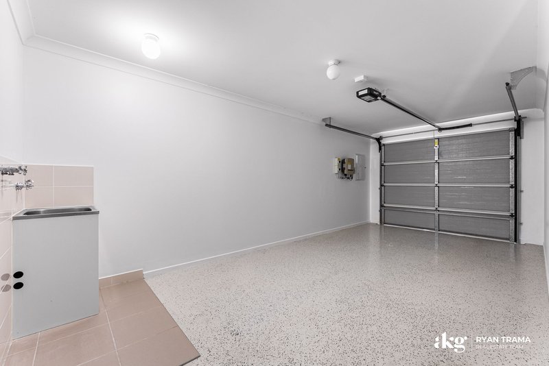 Photo - 42 Mount Pleasant Street, Park Ridge QLD 4125 - Image 15