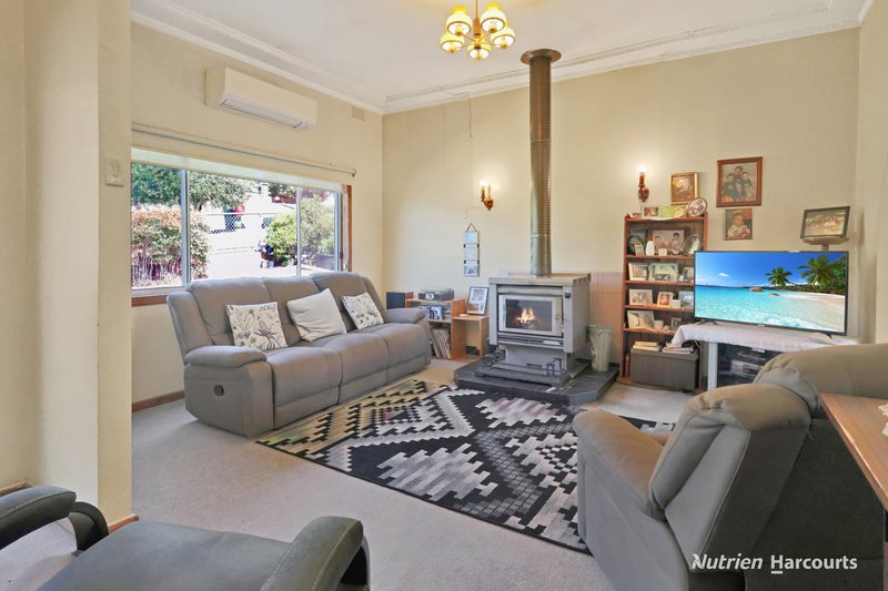 Photo - 42 Murray Street, Casterton VIC 3311 - Image 3