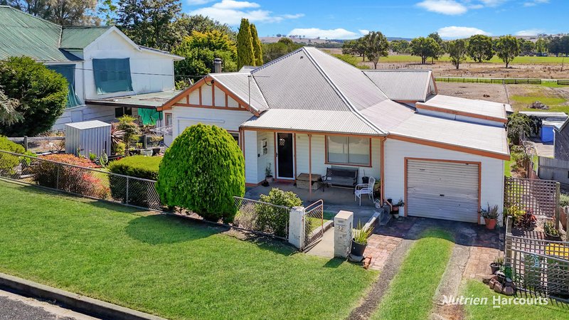Photo - 42 Murray Street, Casterton VIC 3311 - Image 11