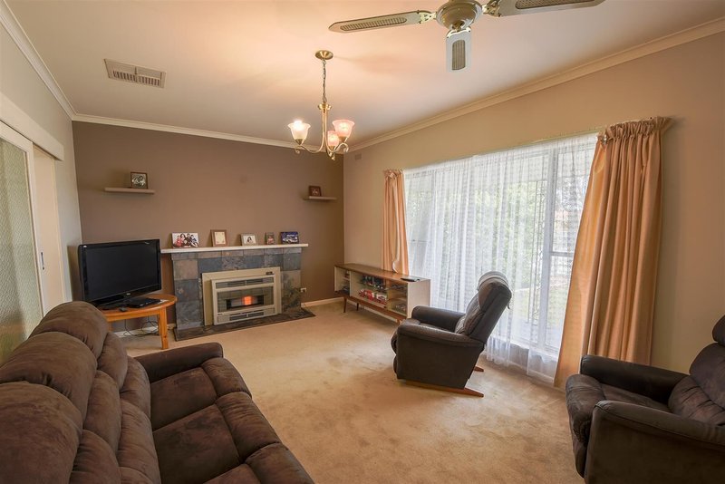 Photo - 42 Natimuk Road, Horsham VIC 3400 - Image 3