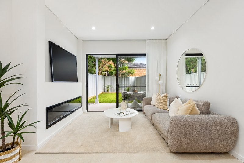 Photo - 42 New Orleans Crescent, Maroubra NSW 2035 - Image 2