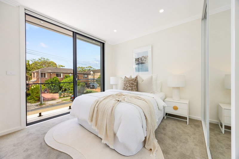 Photo - 42 New Orleans Crescent, Maroubra NSW 2035 - Image 5