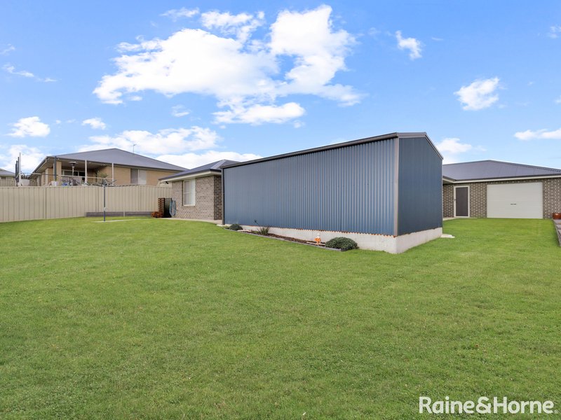 Photo - 42 Newlands Crescent, Kelso NSW 2795 - Image 17