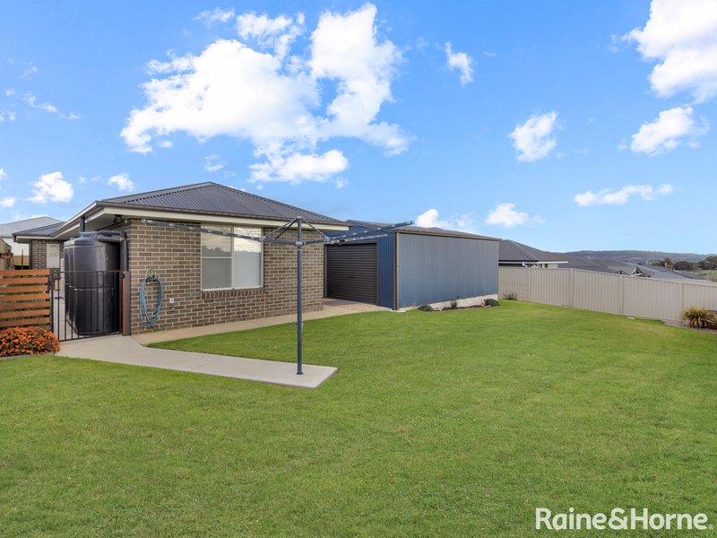 Photo - 42 Newlands Crescent, Kelso NSW 2795 - Image 19