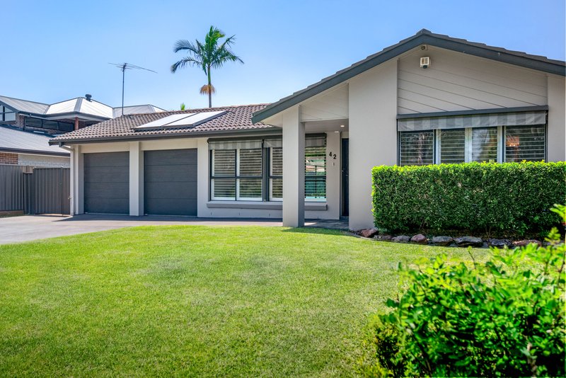 Photo - 42 Newtown Road, Glenfield NSW 2167 - Image 2