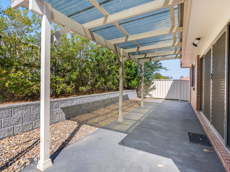 Photo - 42 Nigella Circuit, Hamlyn Terrace NSW 2259 - Image 5