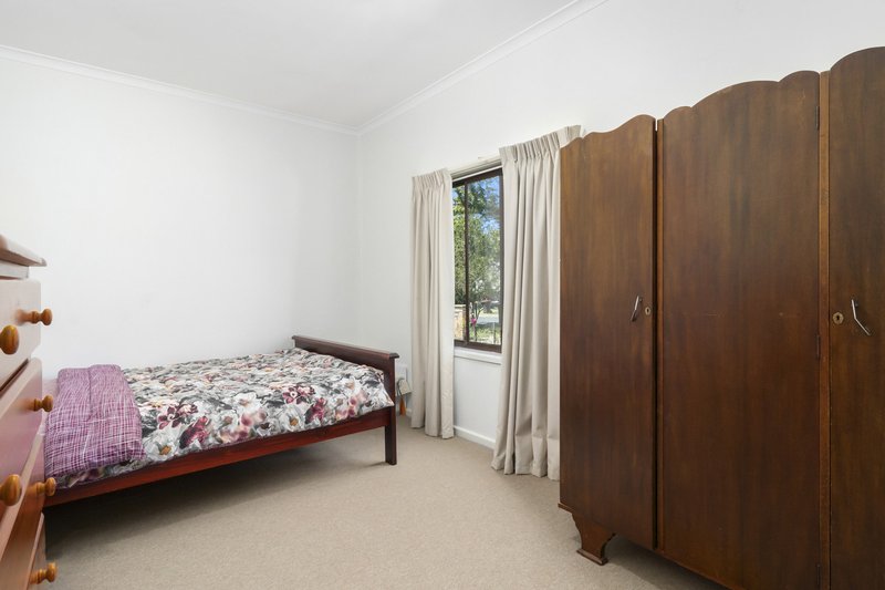 Photo - 42 Nimbin Street, Narrabundah ACT 2604 - Image 8