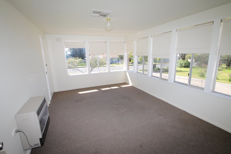 Photo - 42 Nowland Avenue, Quirindi NSW 2343 - Image 4