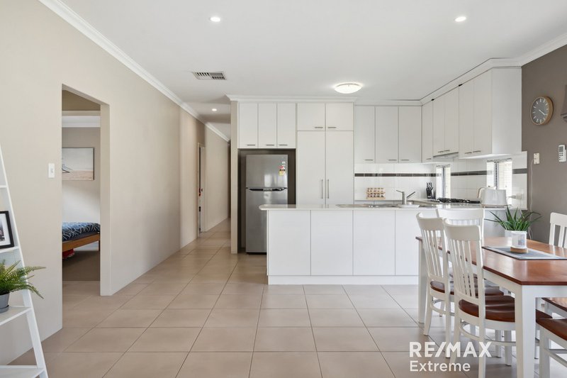 Photo - 42 Olivedale Road, Madeley WA 6065 - Image 6