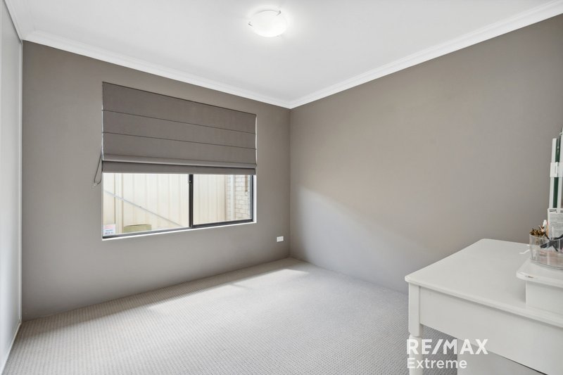 Photo - 42 Olivedale Road, Madeley WA 6065 - Image 17