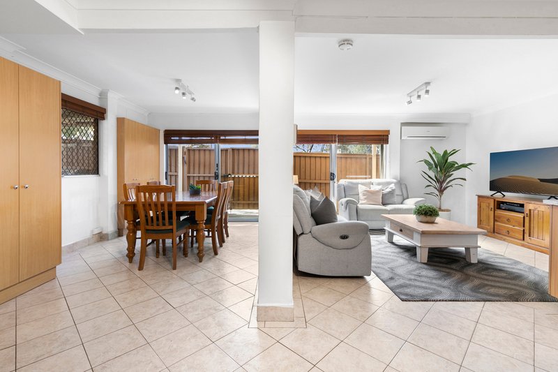 Photo - 42 Oliver Street (Cnr Of Surfers Parade) , Freshwater NSW 2096 - Image 6