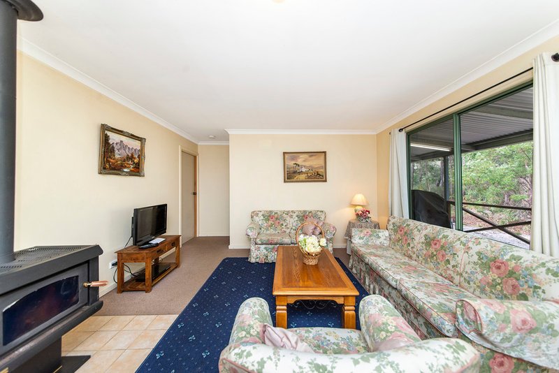 Photo - 42 Orchid Place, Nannup WA 6275 - Image 5