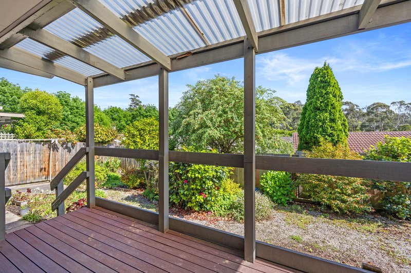 Photo - 42 Otterington Way, Lilydale VIC 3140 - Image 8