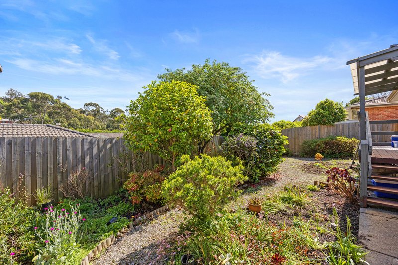 Photo - 42 Otterington Way, Lilydale VIC 3140 - Image 10