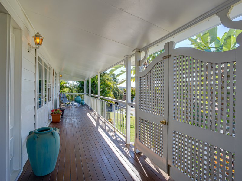 Photo - 42 Paddington Drive, Carrara QLD 4211 - Image 2