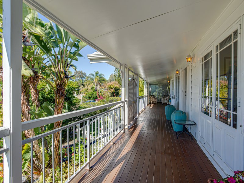 Photo - 42 Paddington Drive, Carrara QLD 4211 - Image 3