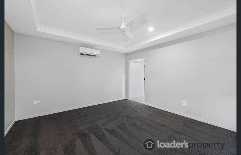 Photo - 42 Palermo Avenue, Ashfield QLD 4670 - Image 7