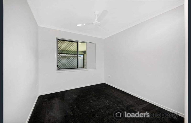 Photo - 42 Palermo Avenue, Ashfield QLD 4670 - Image 13