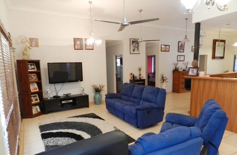 Photo - 42 Pandanus Parade, Weipa QLD 4874 - Image 6