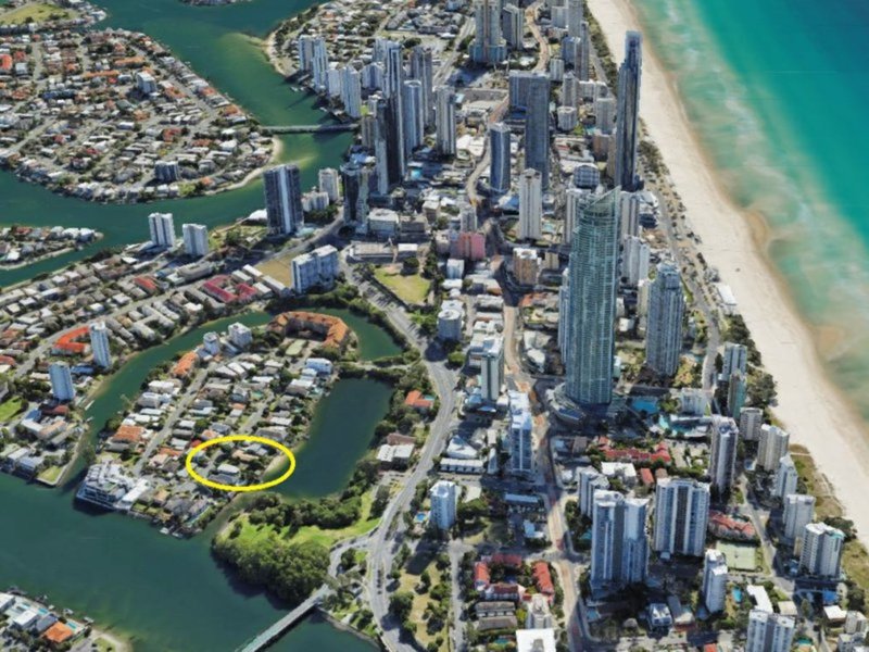 Photo - 42 Paradise Island, Surfers Paradise QLD 4217 - Image 2