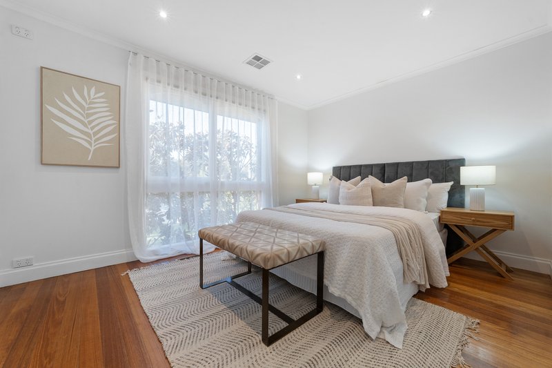 Photo - 42 Park Boulevard, Ferntree Gully VIC 3156 - Image 6