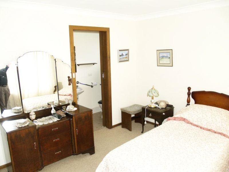 Photo - 42 Parkes Street, Nelson Bay NSW 2315 - Image 4