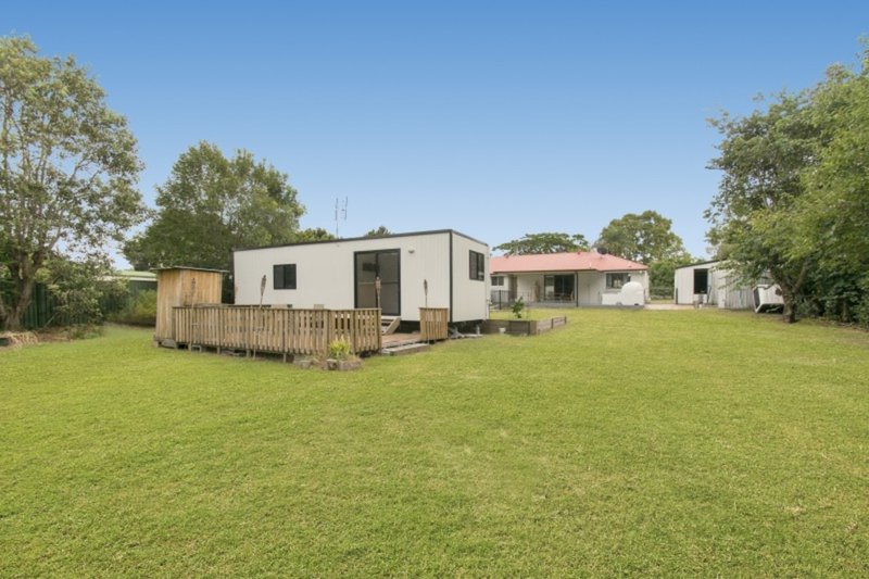 Photo - 42 Parkview Road, Glass House Mountains QLD 4518 - Image 9