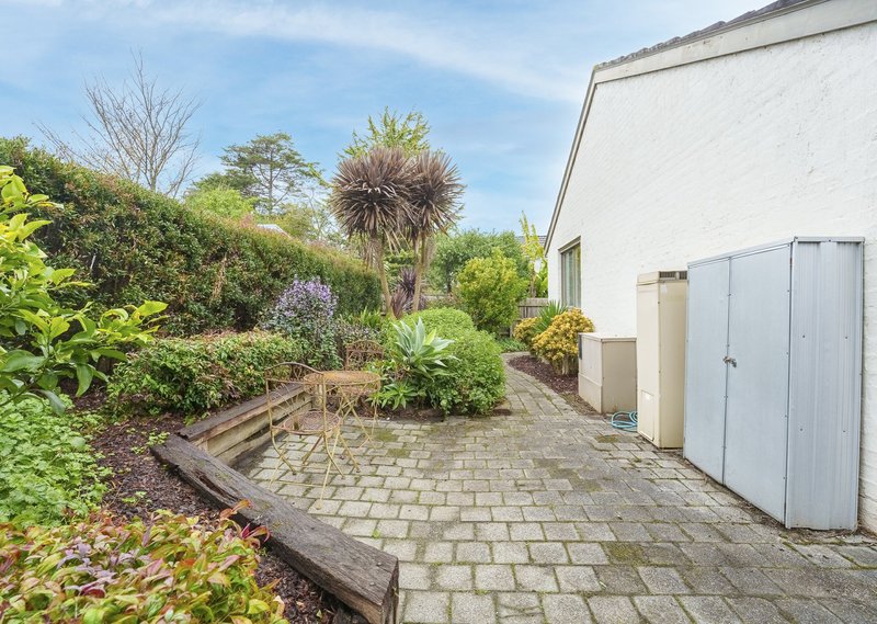 Photo - 4/2 Parrs Road, Croydon VIC 3136 - Image 8