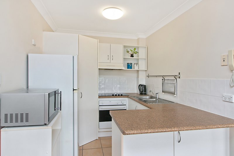 Photo - 4/2 Parry Street, Tweed Heads South NSW 2486 - Image 3