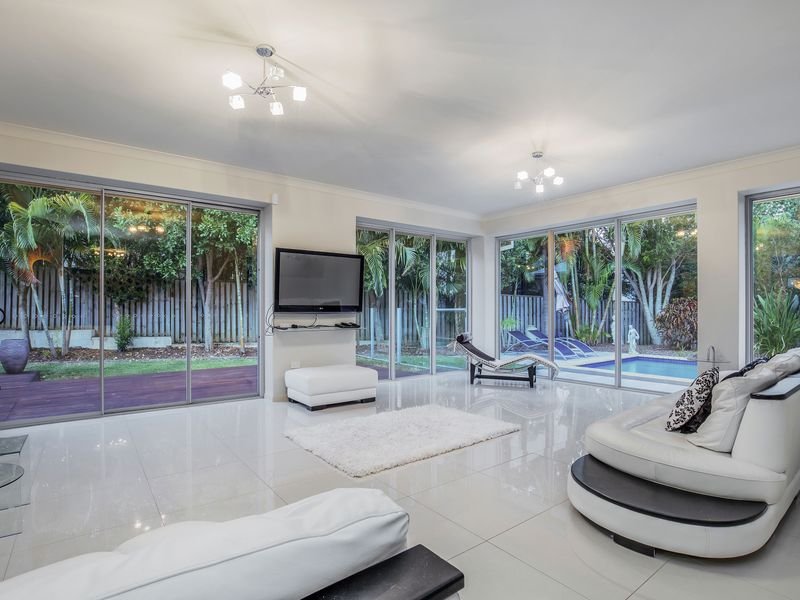 Photo - 42 Pathfinder Road, Coomera Waters QLD 4209 - Image 2