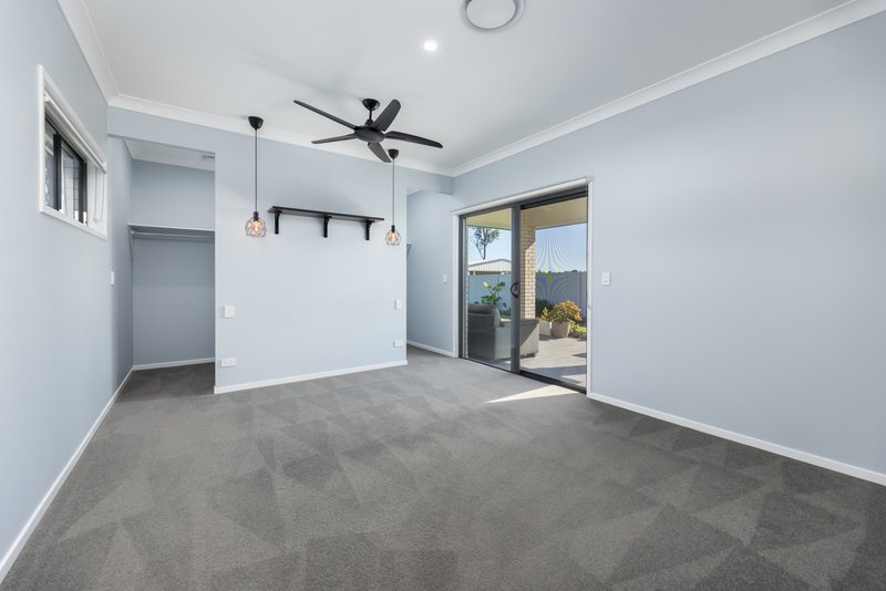 Photo - 42 Peakview Drive, Caboolture QLD 4510 - Image 6